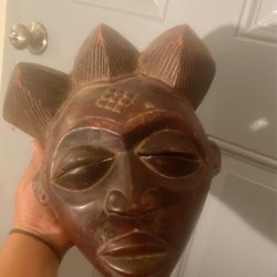 Collector Mask 