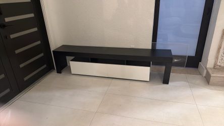 TV Stand Free Gratis