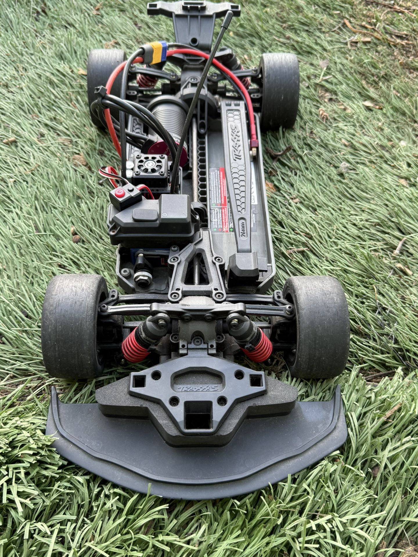 TRAXXAS SUPRA