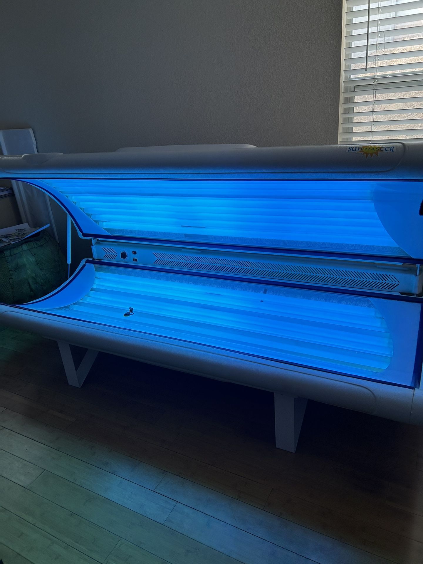 Sunmaster Tanning Bed