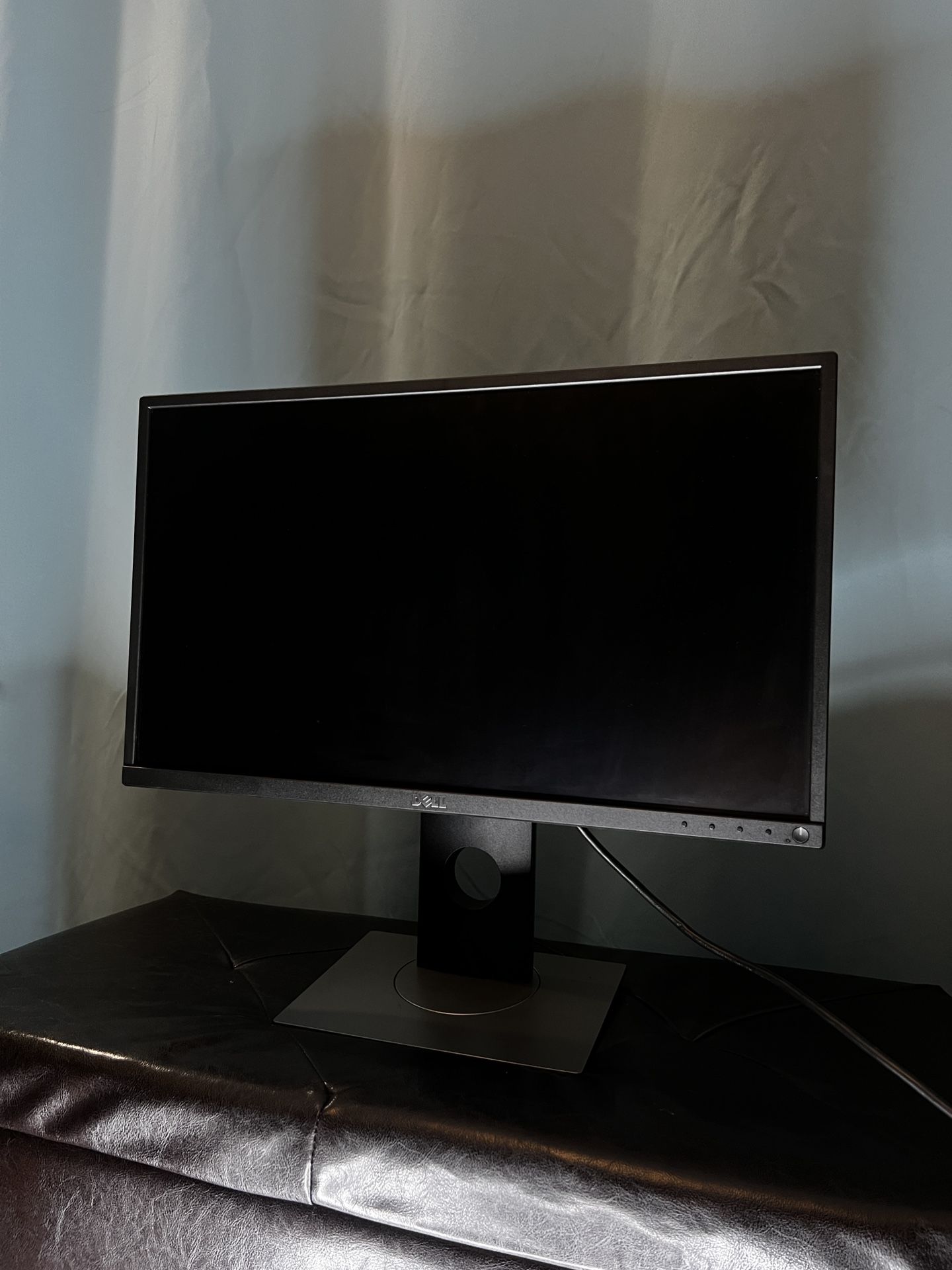 Dell Professional P2417H 23.8" FHD 1080p Screen LED-Lit Monitor, Black