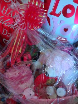 Valentine's Gift Baskets