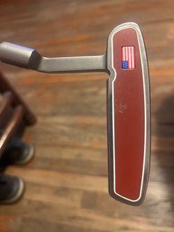 Odyssey putter 35” brand new grip