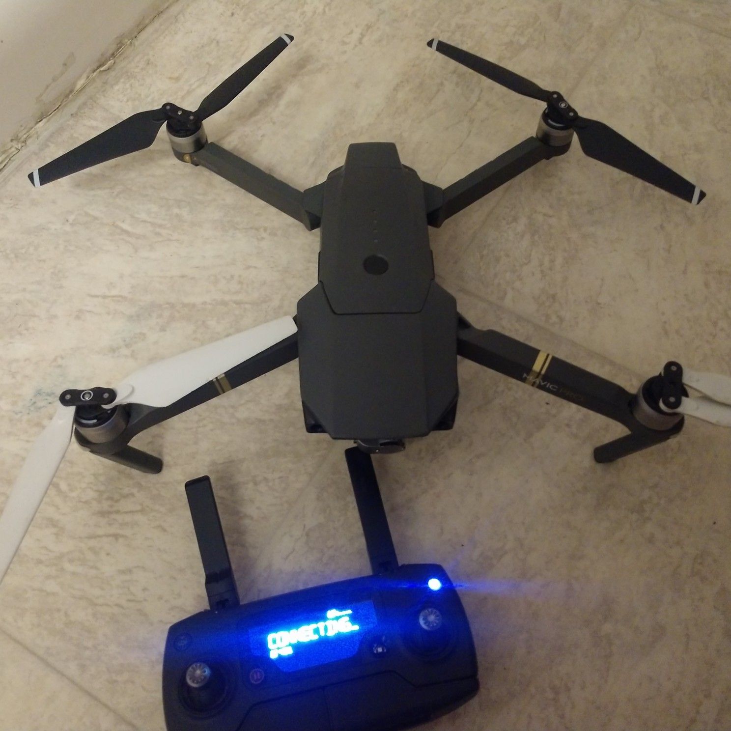 DJI Mavic Pro Crashed but flies Great! $350!!!!