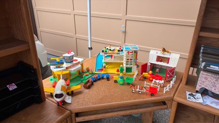 Vintage Fisher-Price Little People Playset Lot