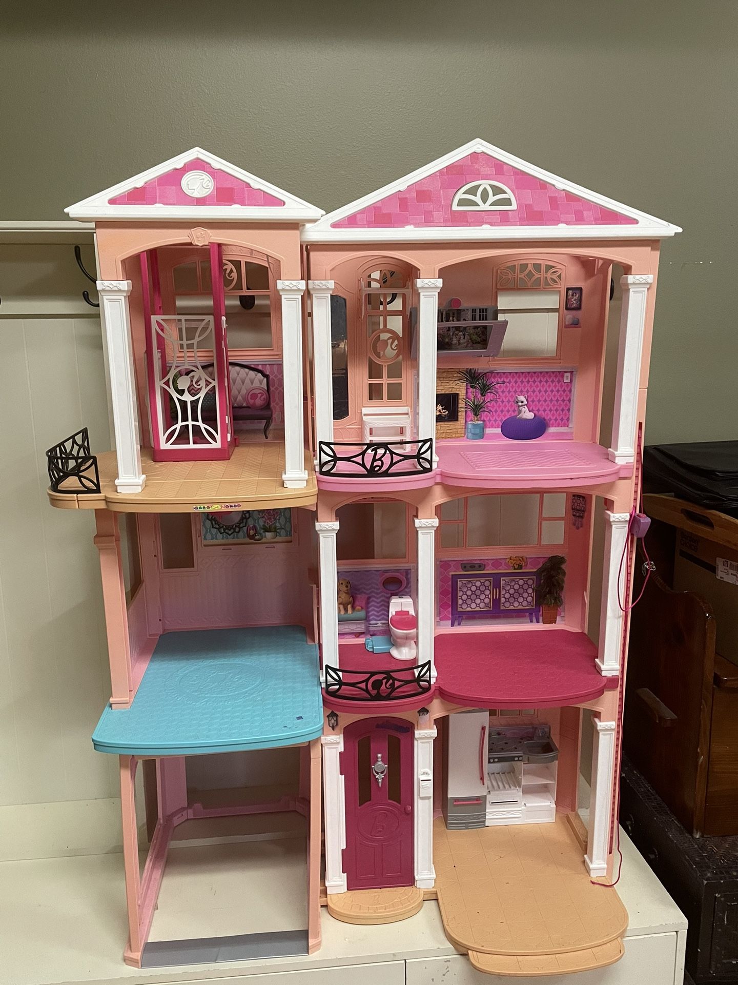 Large Barbie House