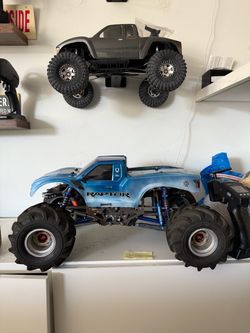 Axial scx10.2 custom rc monster truck