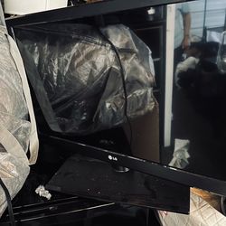 32” LG tv