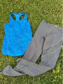 Womens xs nike set