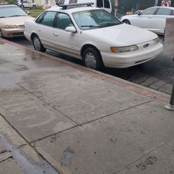 1994 Ford Taurus