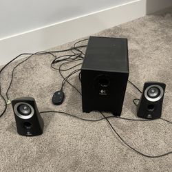 Logitech Speakers 