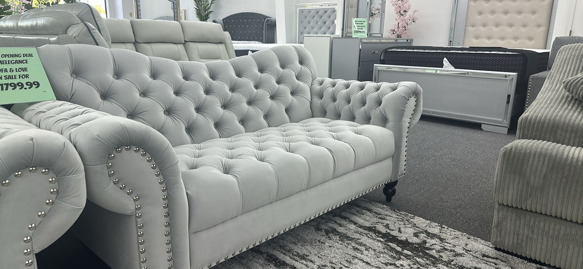 Sofa & Love Seat 