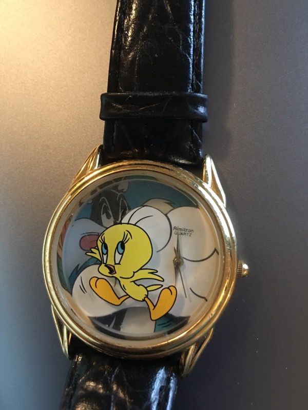 Rare vintage Looney Tunes Armitron Collectible Watch for Sale in Mount Vernon, WA - OfferUp