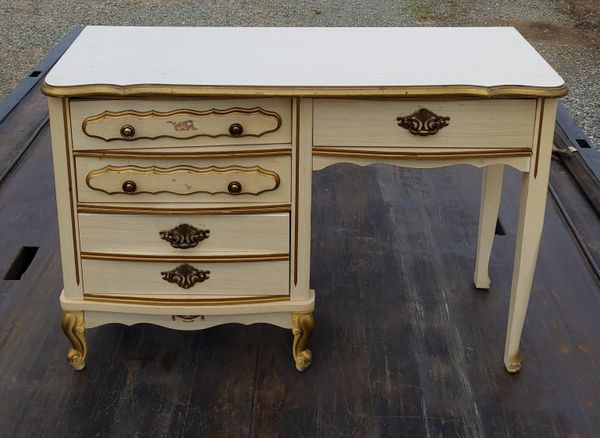 Vintage French Provincial Desk For Sale In Graham Nc Offerup