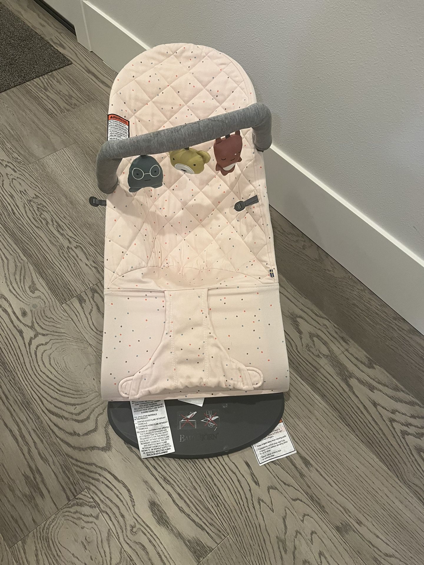 Bjorn bouncer with toy bar