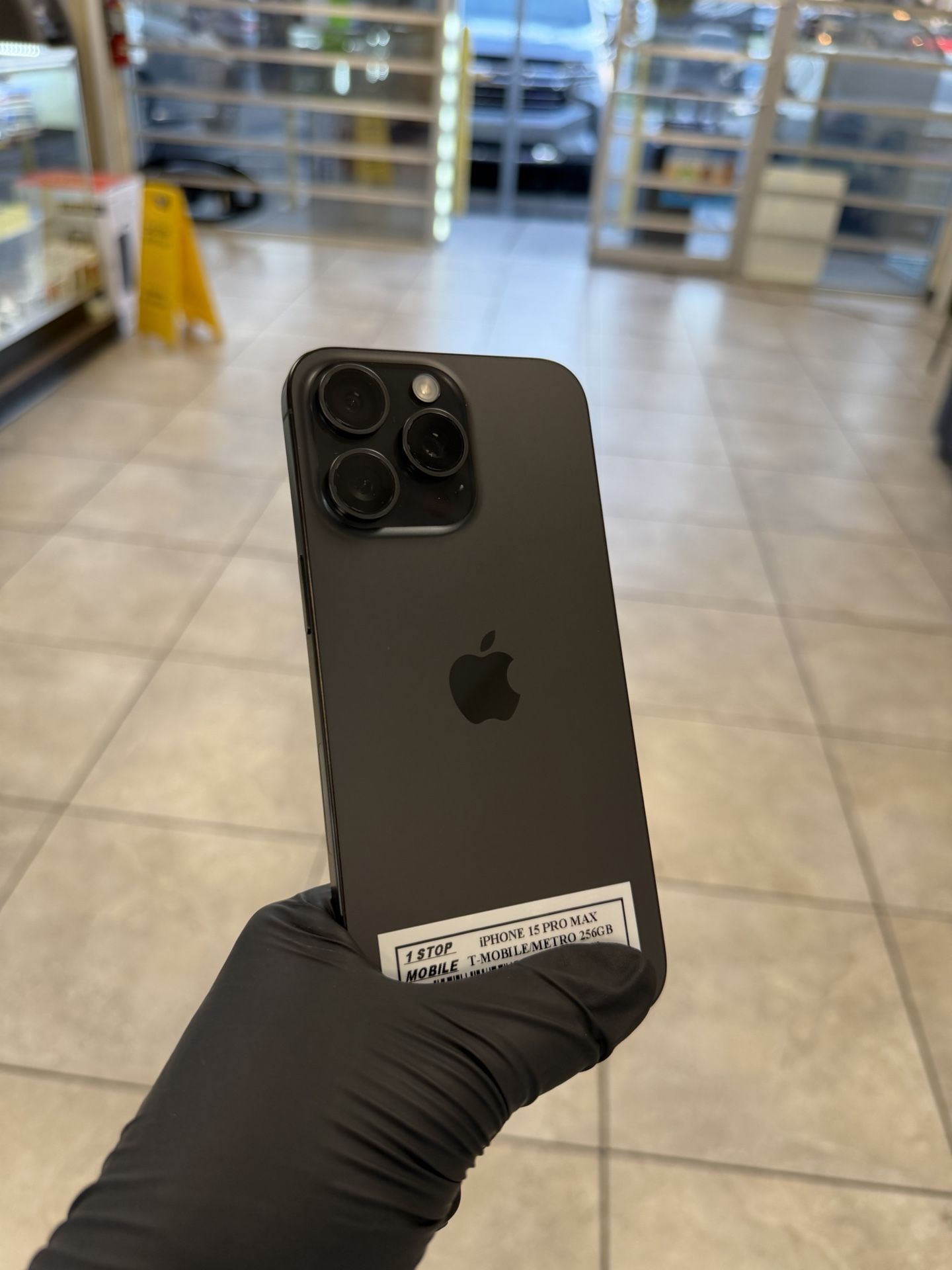 iPhone 15 Pro Max TMOBILE/METRO