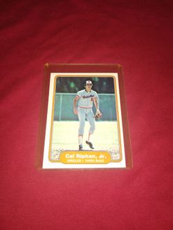 Near Mint 1982 Cal Ripken Jr. Rookie Baseball Card - Fleer #176