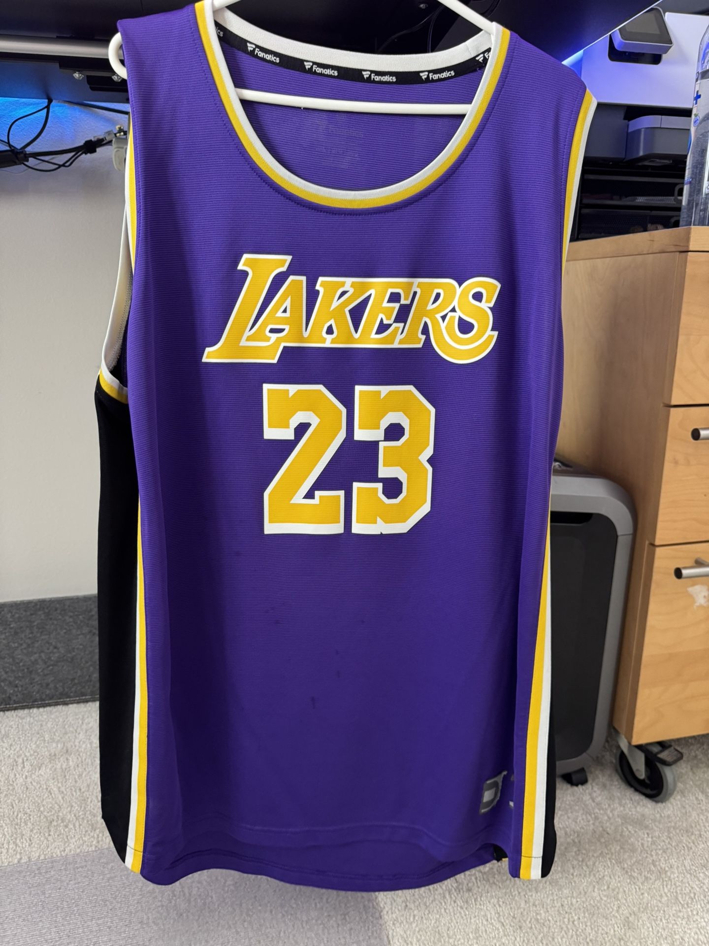 Lebron James Jersey - Lakers 2XL