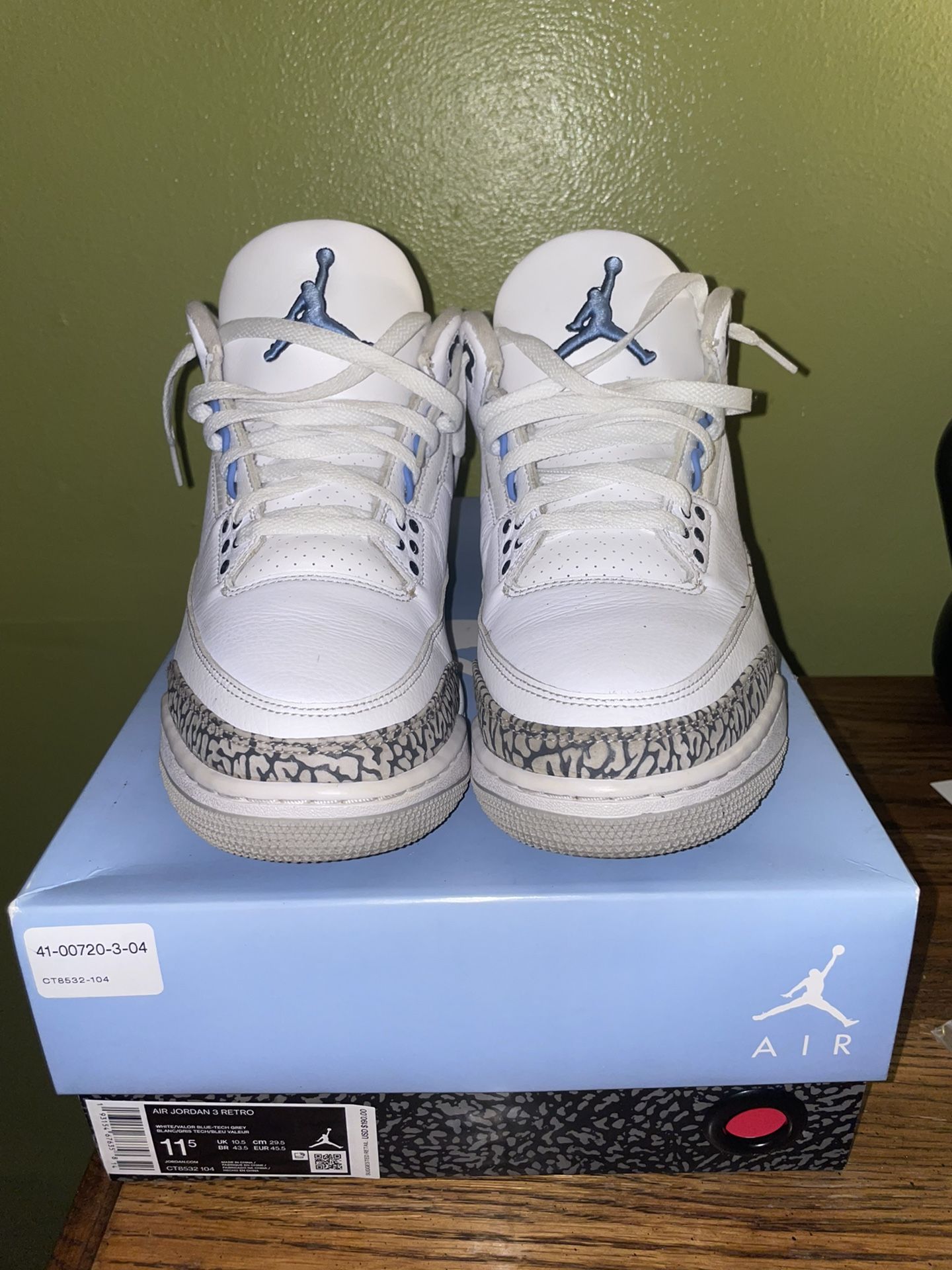 Jordan 3 UNC 