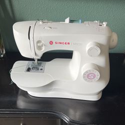 Singer Sewing Machine M3220