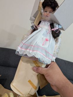 Franklin Mint Doll Mary Mary