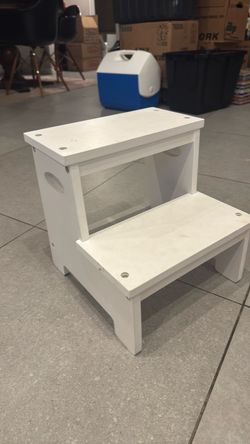 Baby stool
