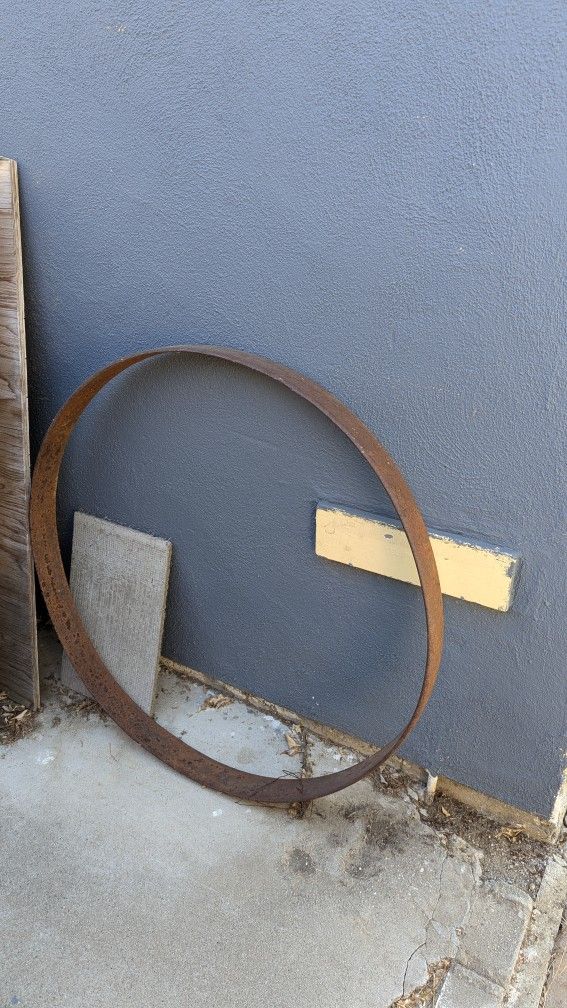 Antique Wagon Wheel