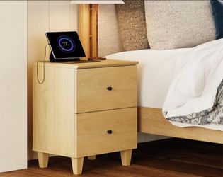 Brand New WAMPAT Oak Nightstand w/Charging Station 2 USB $65