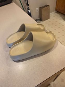 Desert sand slides