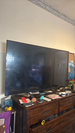 Vizio (50 Inch) TV