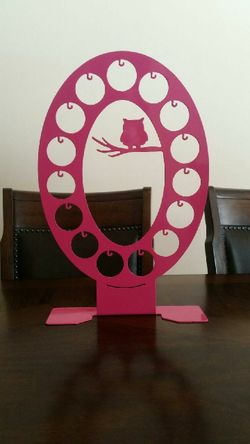 Locket/jewelry stand