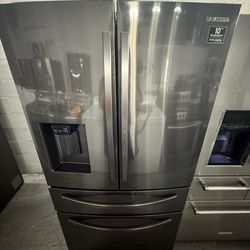 Samsung Counter Depth Refrigerator “36 ( Refrigeradores )