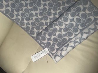 Coach Signature Scarf Gray