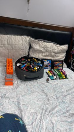 All my collection of hot wheels