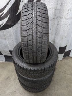 205/55r16 Toyo Observe GSI-5 studless winter snow tires