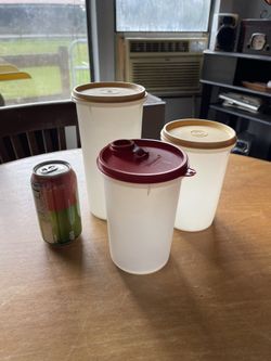 tupperware containers. $5 each. 5 1/2”-6 1/2”. Rochester wa