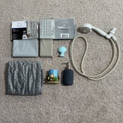 Shower Curtain/Liner/Roller Hooks/Shower head