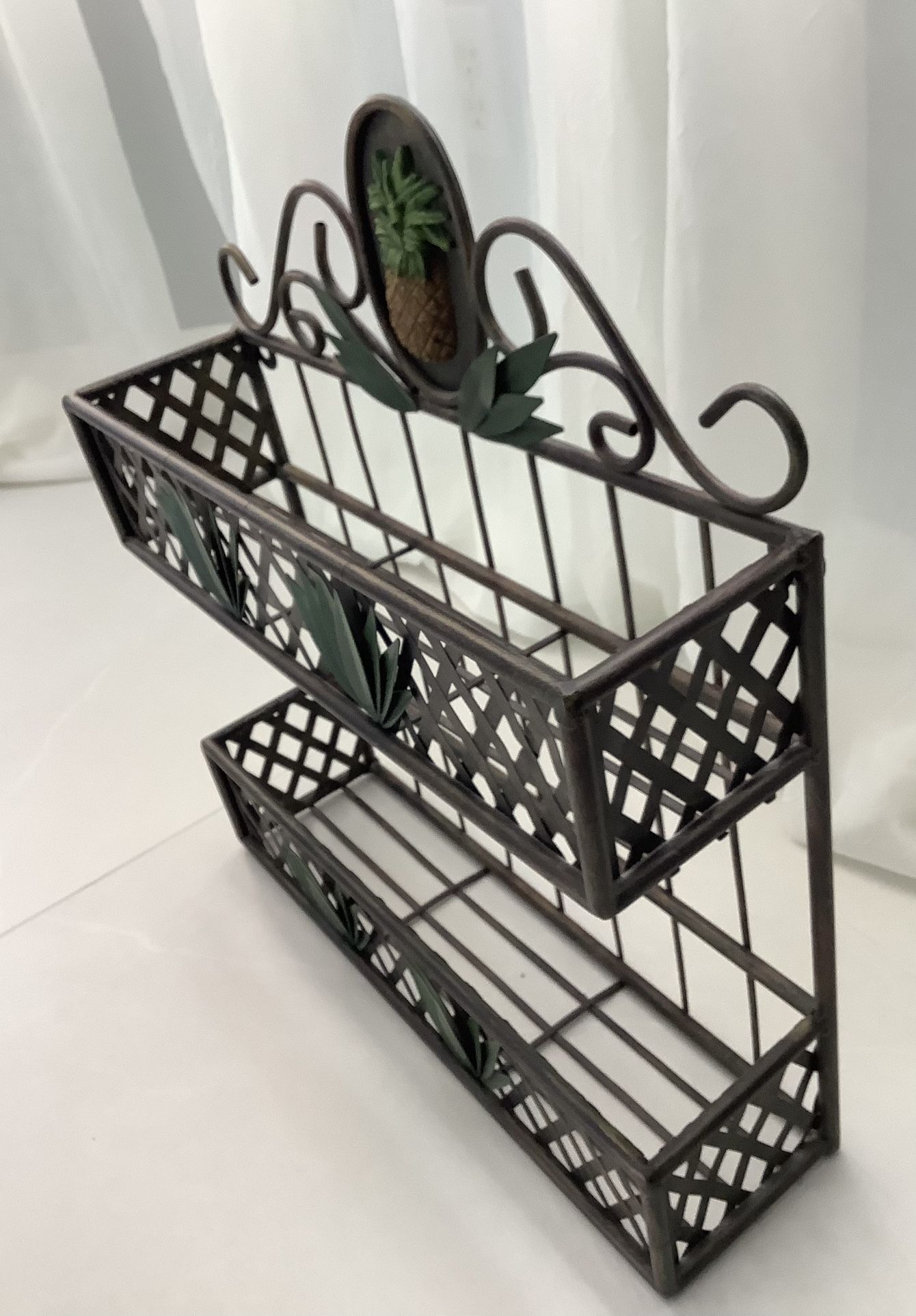 Hanging Wall Rack - Wall Organizer - Decorative Shelves