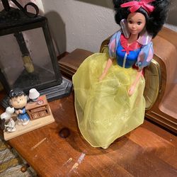 Classic Walt Disney World Snow White Doll