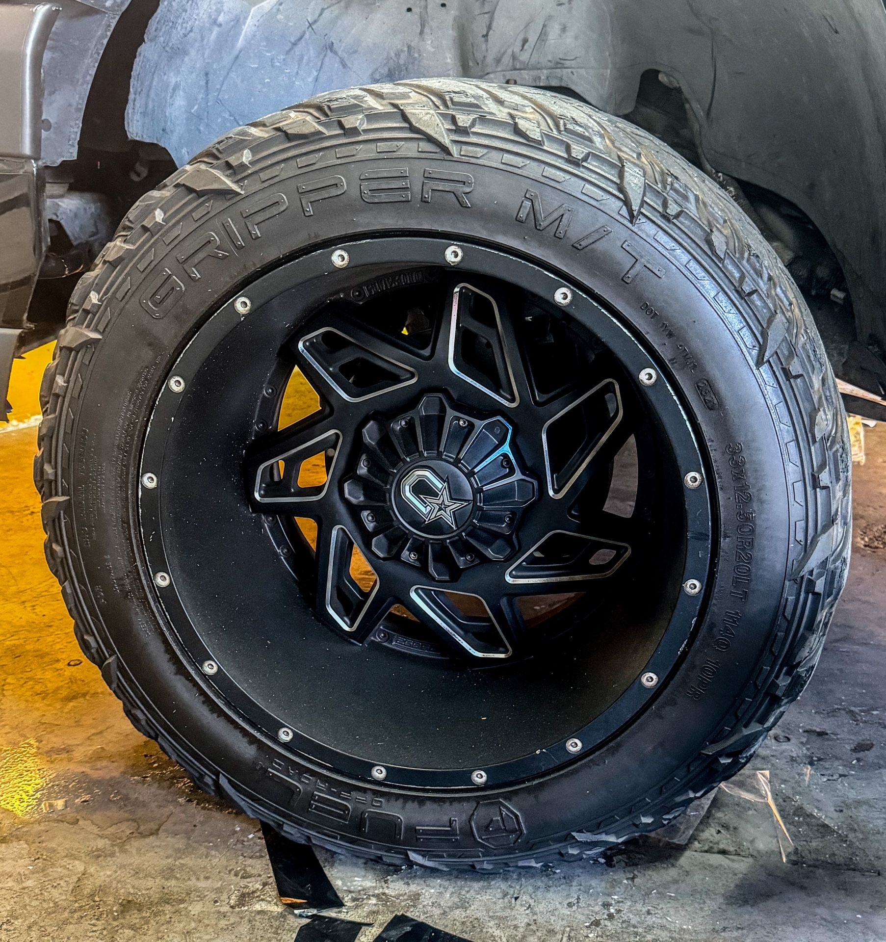 20x12 Dropstar Wheels W/ 33” Tires