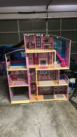 Doll House