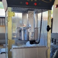 Nostalgia popcorn machine