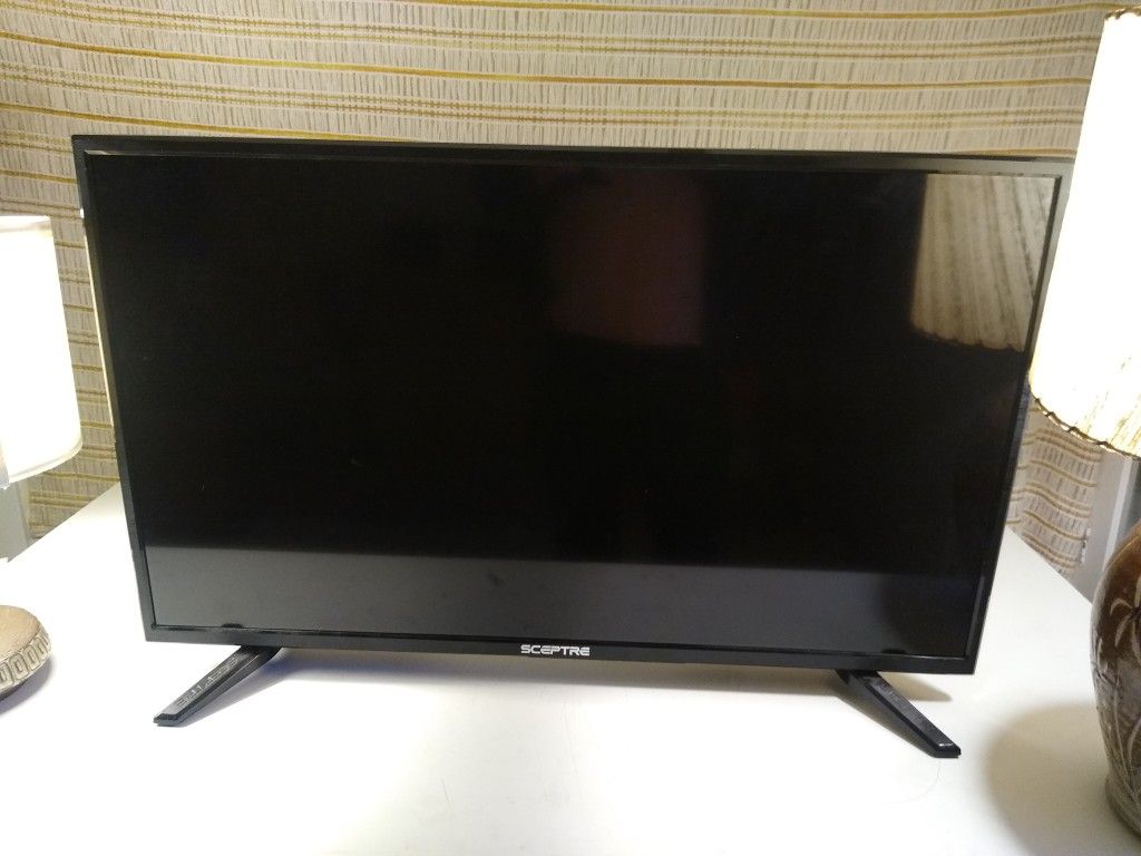 Sceptre TV TESTED AND WORKING 720P