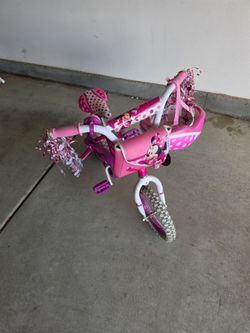 Minnie Mouse toddler bike