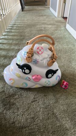 Poosie Pooey Puitton