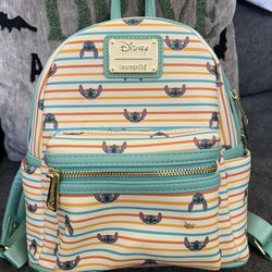 Loung fly Disney