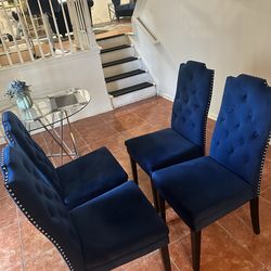 Furniture Set ( MUST GO TODAY)