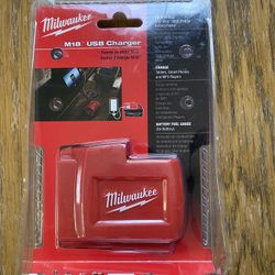 Milwaukee M18 USB Charger 