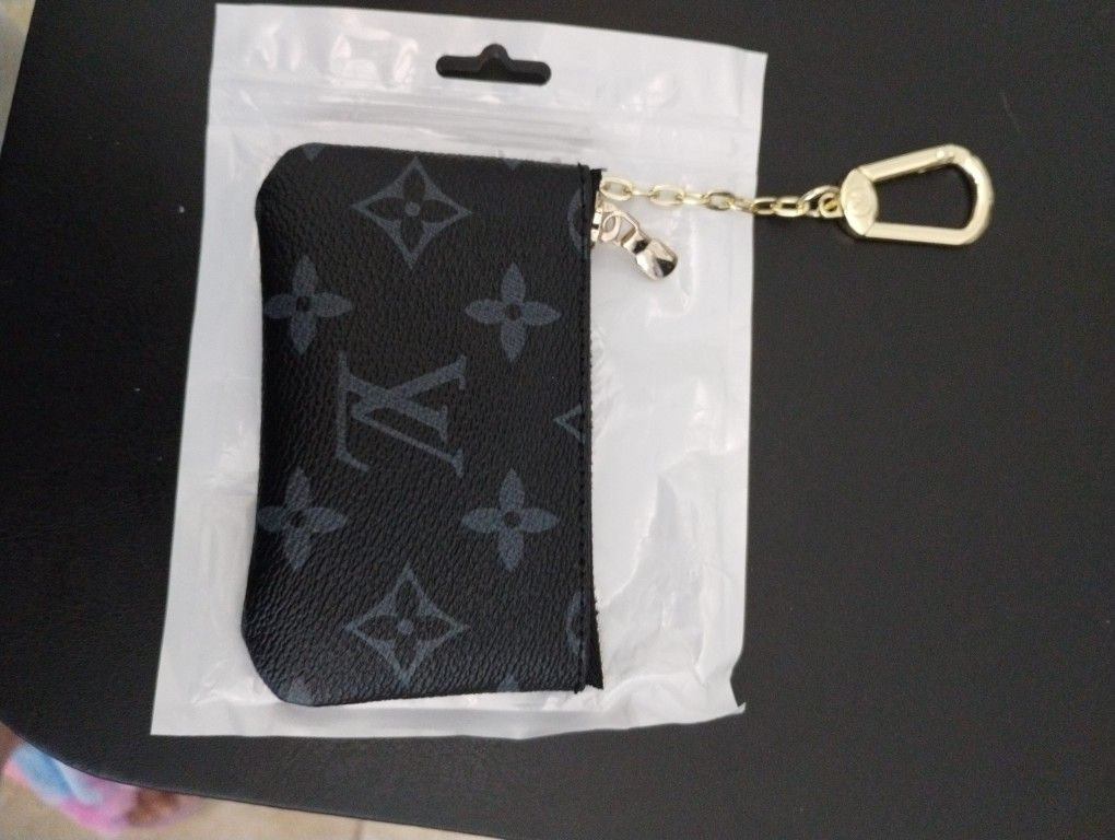Brand New Really Cute Black Keychain Coin Purse / Wallet