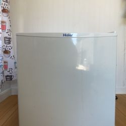 Haier Mini Fridge